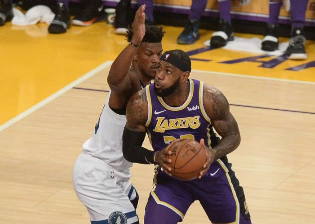  莫兰特压哨绝杀助灰熊险胜森林狼豪取五连胜