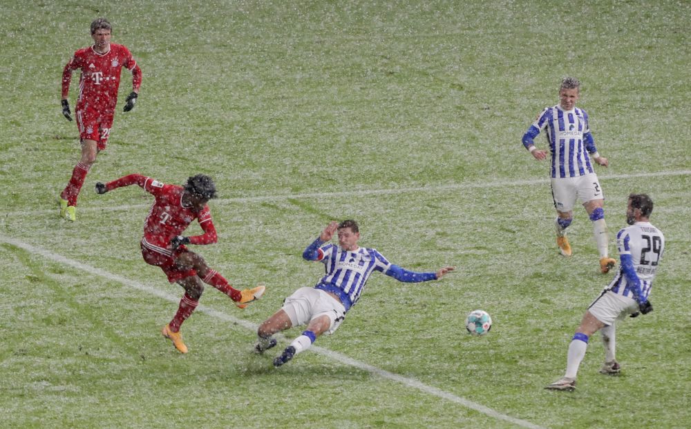  柏林赫塔防线漏洞百出惨败暴露防守短板